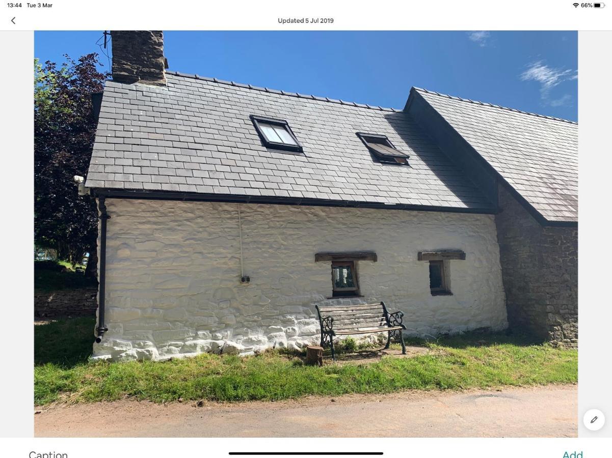 Ty Fferm Hen, Ancient Farmhouse, Coity Bach Talybont-on-Usk المظهر الخارجي الصورة